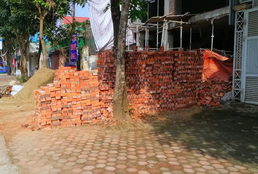 Xin phép sử dụng vỉa hè