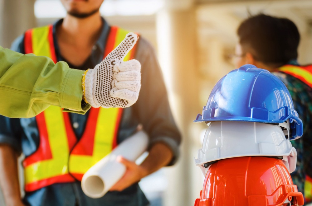 Công tác phổ biến an toàn lao động, vệ sinh